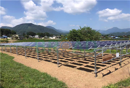hệ thống mounitng năng lượng mặt trời trang trại